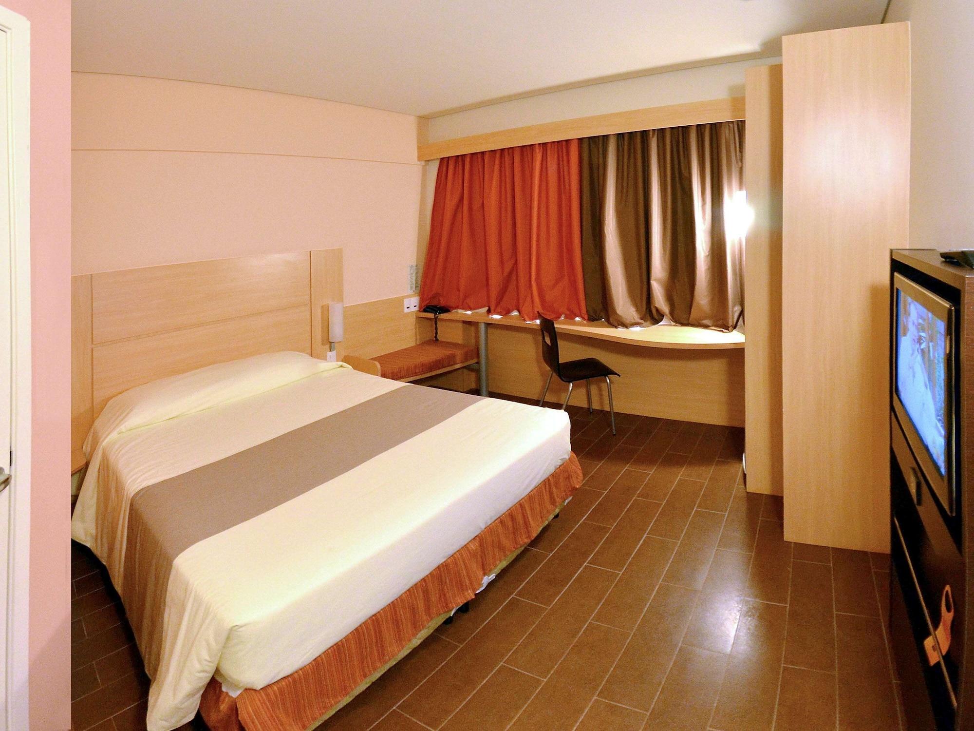 Ibis Sao Luis Hotel Bagian luar foto